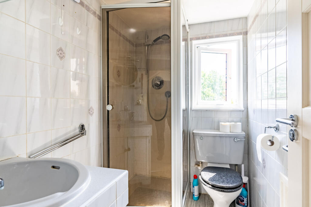 Additional image 13 of Pondfield Crescent, St. Albans, Hertfordshire, AL4