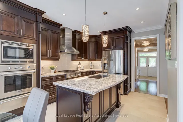 Additional image 6 of 235 Jessie Caverhill Passage