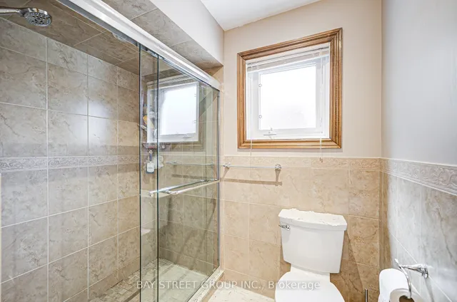 Additional image 19 of 38 Leafield Dr
