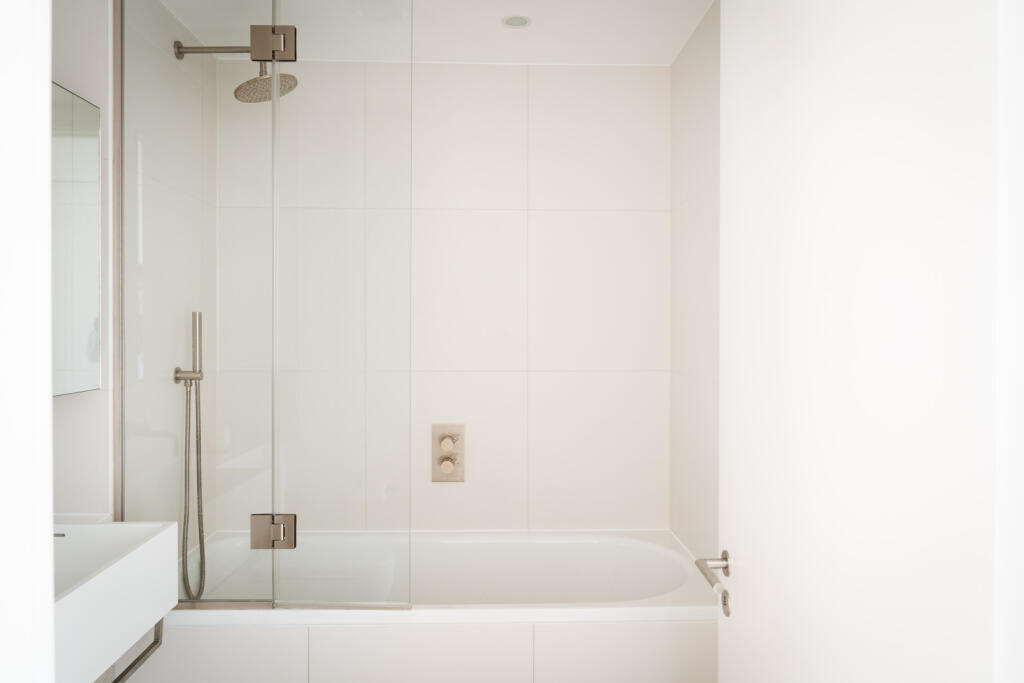 Additional image 34 of Gabriel Square, St Albans, Hertfordshire