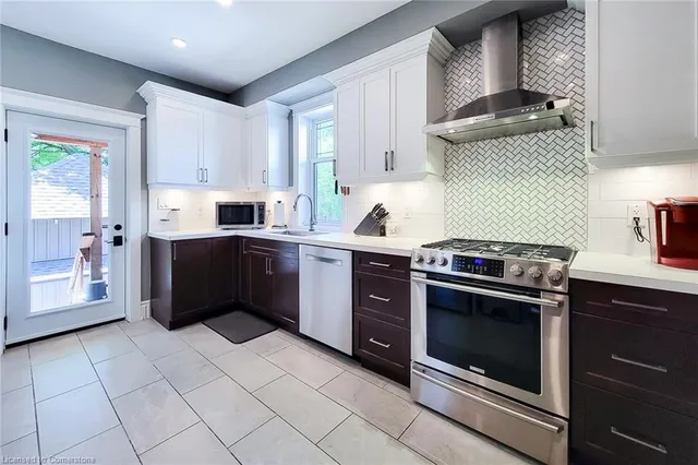 Additional image 30 of 56 Prospect St