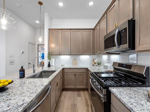 1540 W Tidwell Rd, Houston, TX 77091