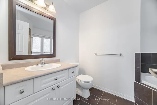 房产图片 27 - 319 麦克杜格尔交汇处