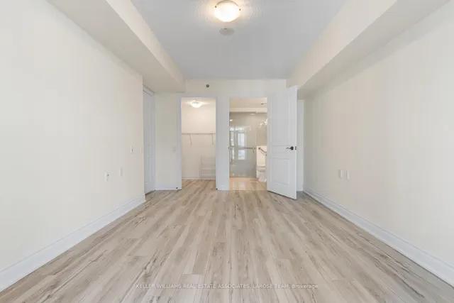 Additional image 17 of 3 Marine Parade Dr Unit 1504