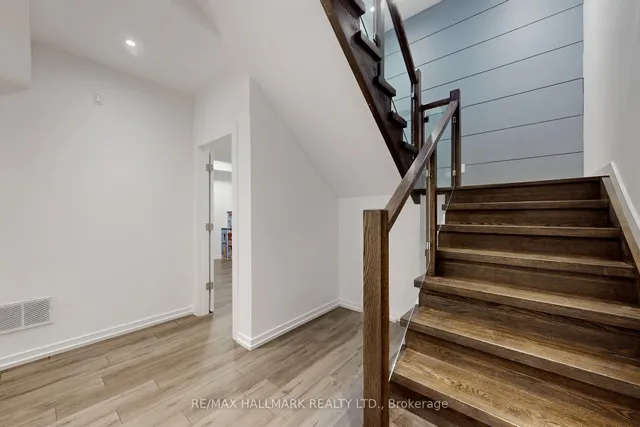 Additional image 36 of 114 Lloyd Manor Rd