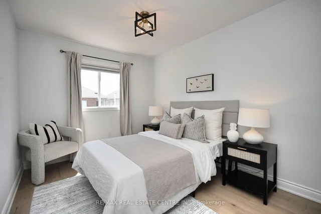 房产图片 31 - 24 Sloan Dr