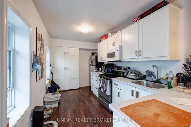 Additional image 13 of 11 Bonfield Ave