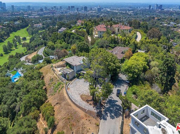 11287 Chalon Rd, Los Angeles, CA 90049