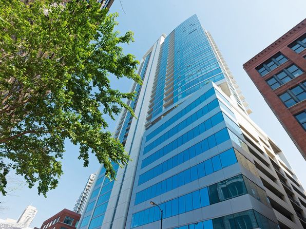 303 W Ohio St #2302, Chicago, IL 60610