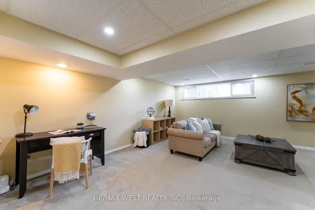 Additional image 25 of 31 Pixley Cres