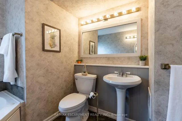 Additional image 26 of 1515 Brenner Cres