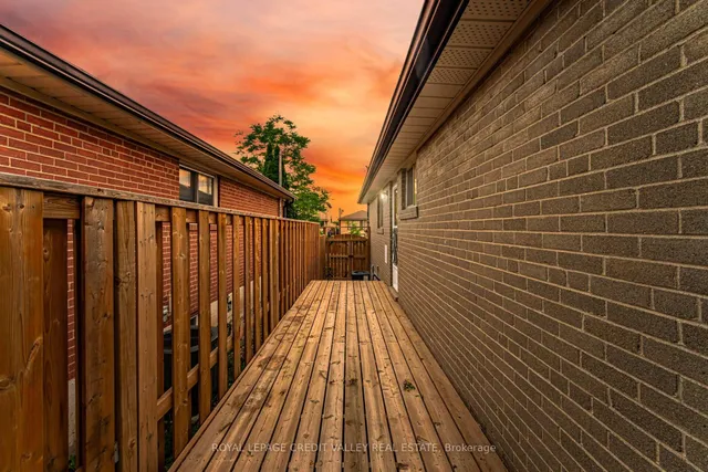 Additional image 38 of 55 Taysham Cres