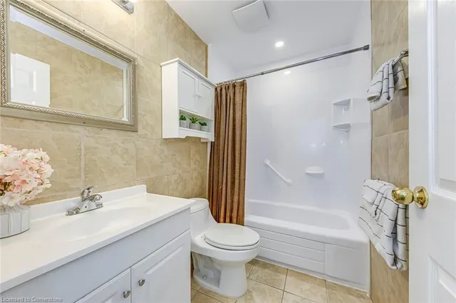 Additional image 24 of 1008 Falgarwood Dr Unit 2