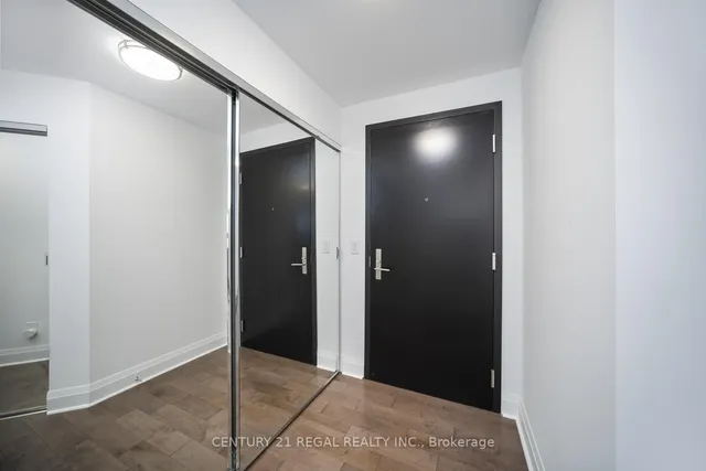 房产图片 9 - 多伦多圣玛丽街65号 Unit 2407