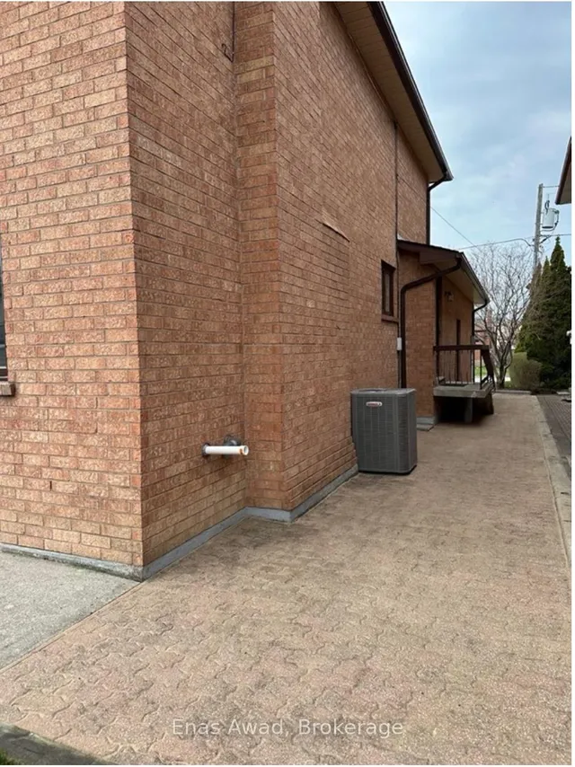 Additional image 4 of 25 Mulholland Ave