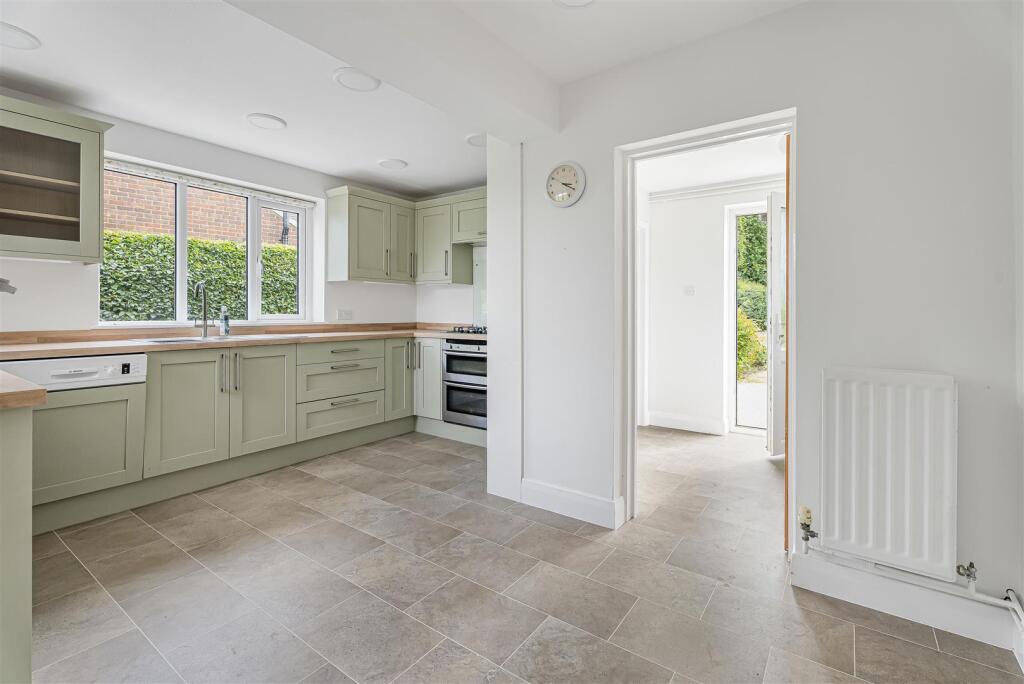 Additional image 10 of School Lane, Tewin, Welwyn