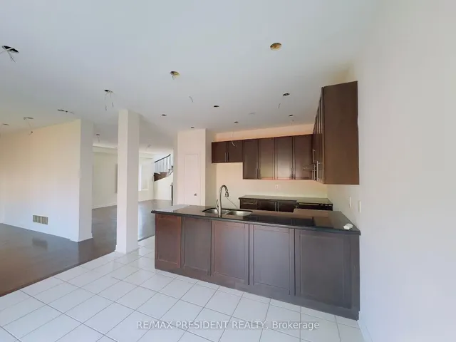 Additional image 5 of 4 Arctic Wolf Rd