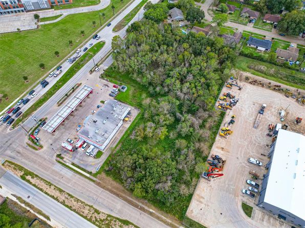 8420 Fuqua St, Houston, TX 77075