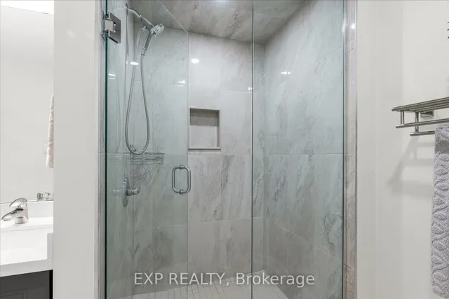 Additional image 23 of 45 Sauvignon Cres