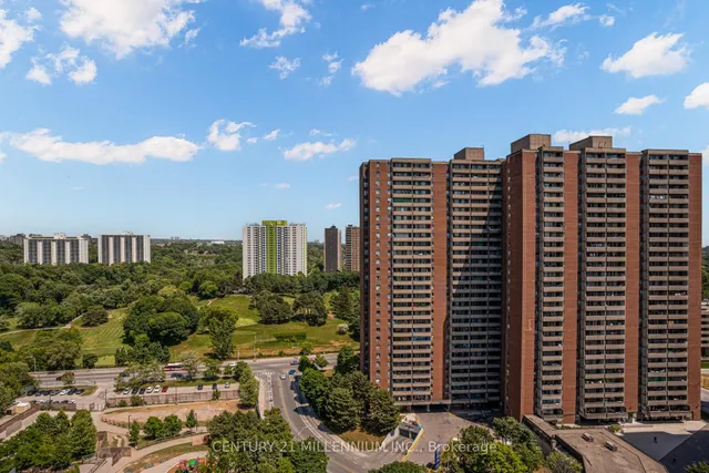 Additional image 27 of 5 Massey Sq Unit 2009