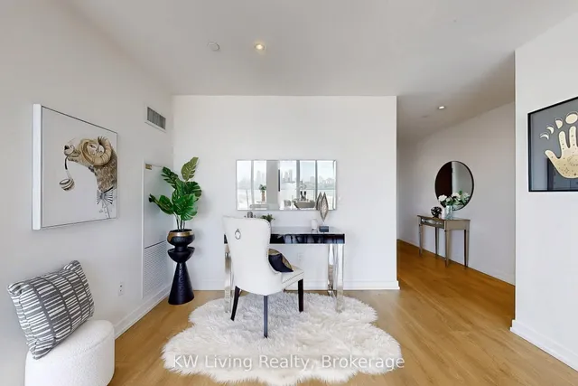 Additional image 3 of 117 Mcmahon Dr Unit 911