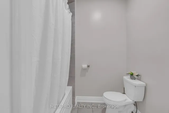 Additional image 31 of 41 Marvin Ave