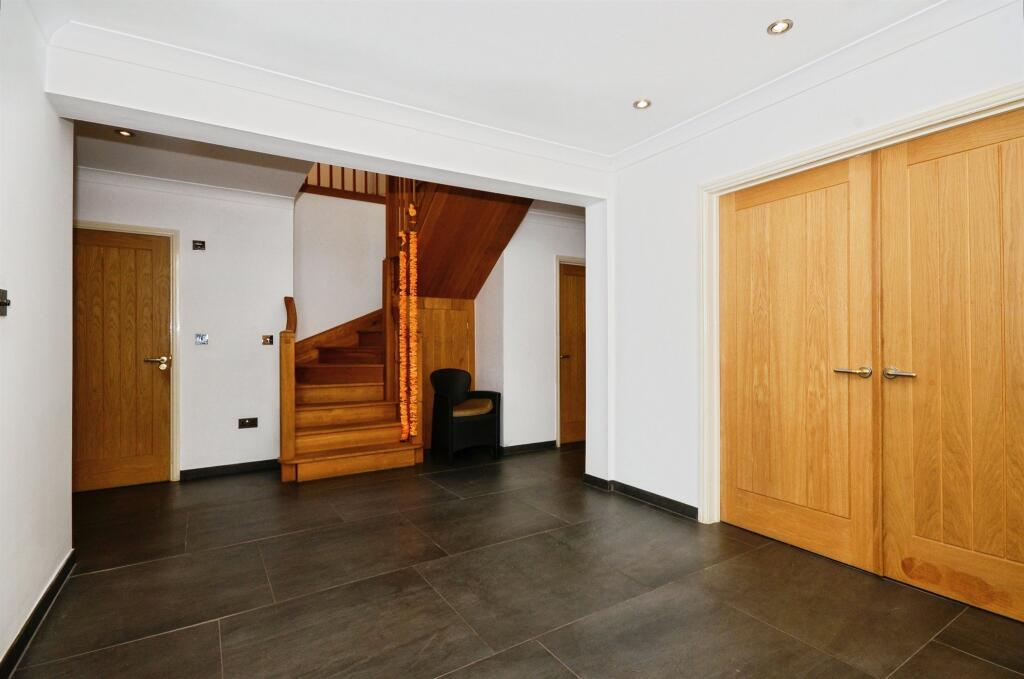 Additional image 7 of Hicks Road, Markyate, St. Albans