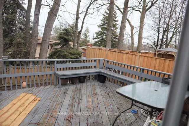 Additional image 32 of 28 Holbrook Rd