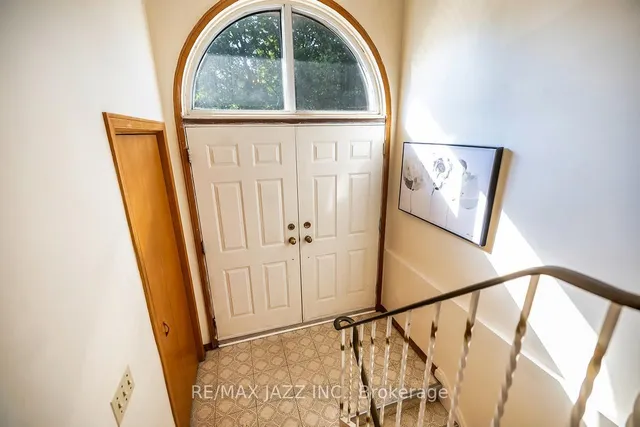 Additional image 4 of 28 Pilot St