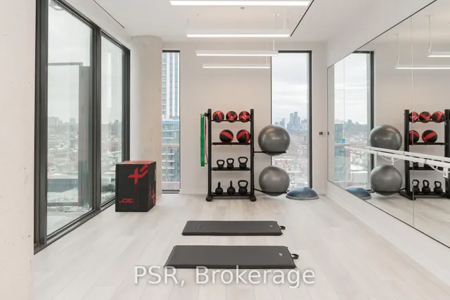 Additional image 8 of 1285 Dupont St Unit 702