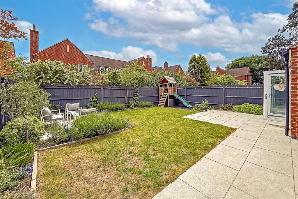Additional image 5 of Scott Close, Kings Park
