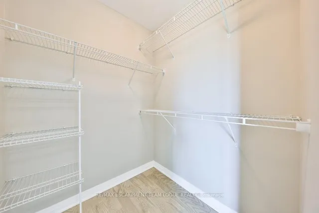 Additional image 22 of 128 GROVEWOOD COMMON Unit 509