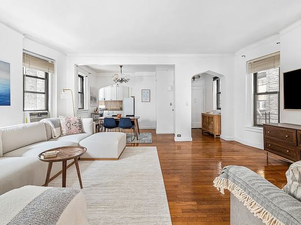 250 W 22nd St, New York, NY 
