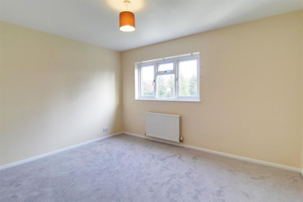 Additional image 11 of Calder Avenue, Brookmans Park