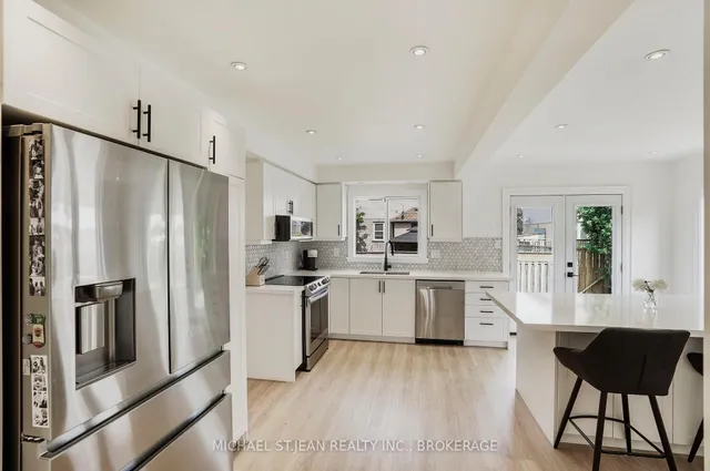 Additional image 15 of 14 Pompano Crt