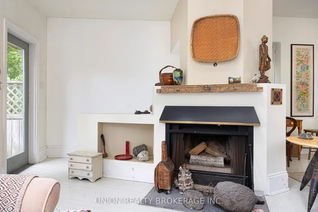 Additional image 7 of 32B Victoria Park Ave