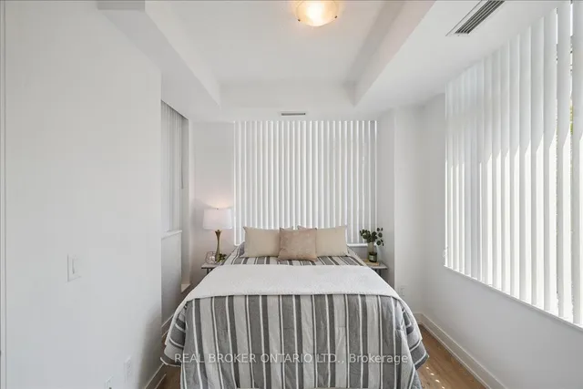 Additional image 23 of 525 Adelaide St Unit 215