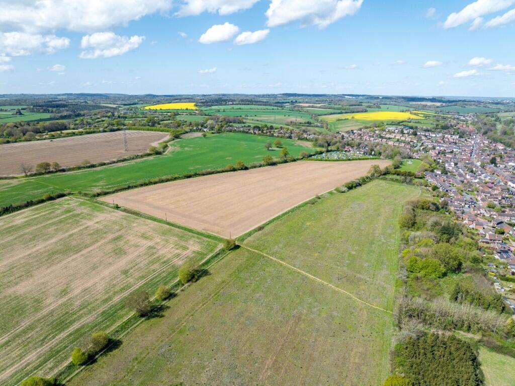Additional image 4 of Cotton Spring Farm, Markyate, Hertfordshire, AL3 8AF