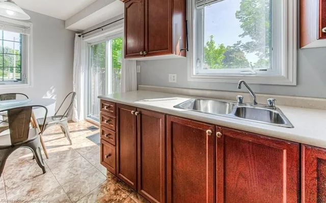 Additional image 16 of 975 Strasburg Rd Unit 9