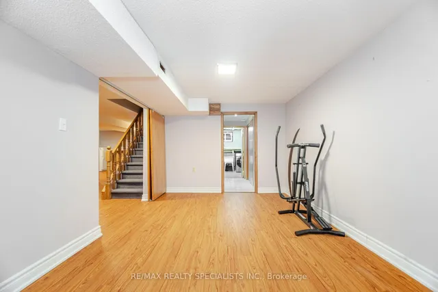 房产图片 43 - 5274 Huntingfield Dr