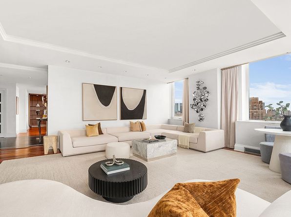 300 E 77th St, New York, NY 