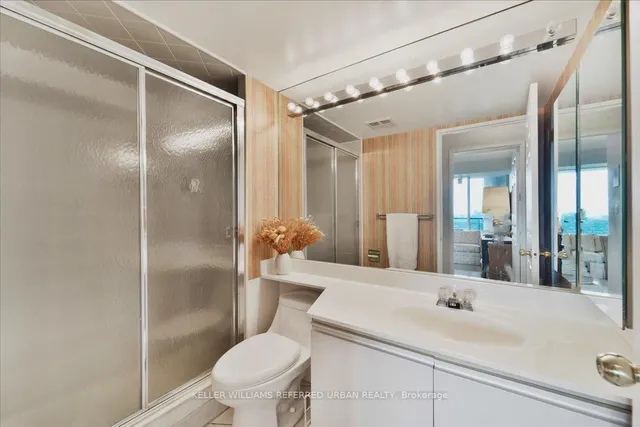 房产图片 30 - 175 Bamburgh Circ 单元 1918