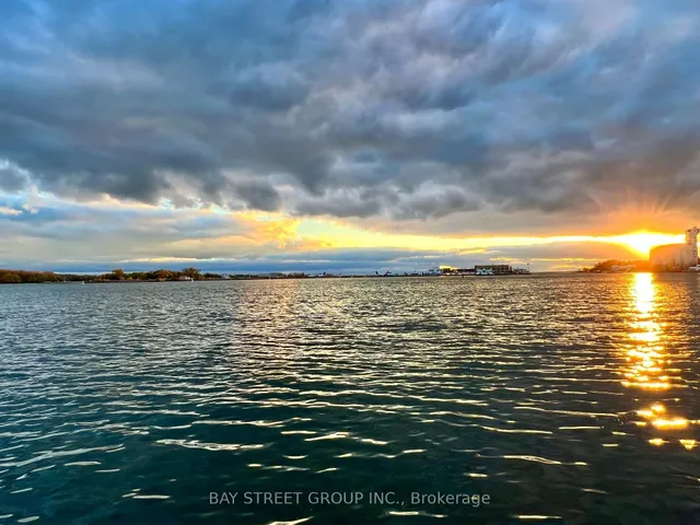 Additional image 43 of 14 York St Unit 5903