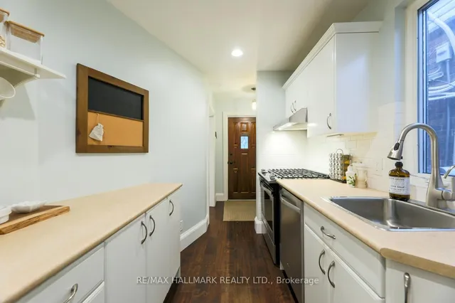 Additional image 7 of 321 Victoria Park Ave