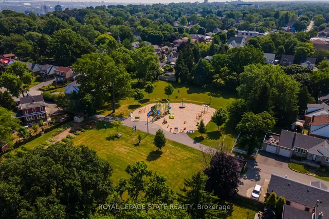 Additional image 9 of 90 Arcade Cres