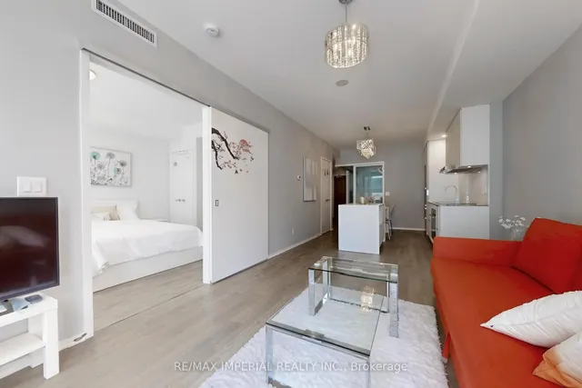 Additional image 20 of 1 Bloor St Unit 414