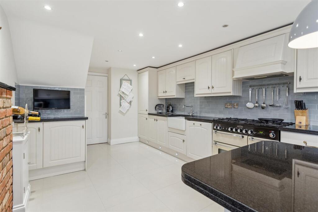 Additional image 8 of Coursers Road, Colney Heath, St. Albans