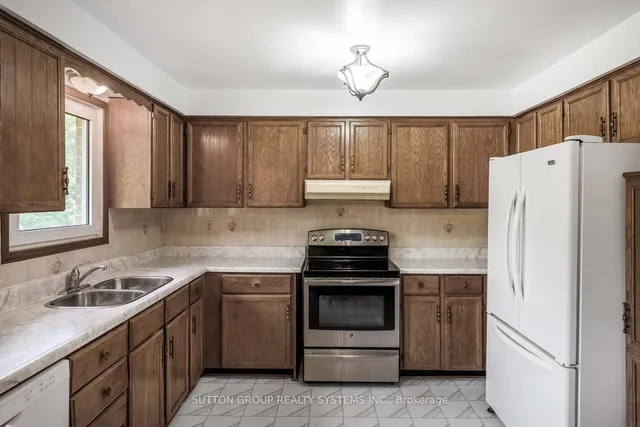 Additional image 10 of 1161 Carlo Crt