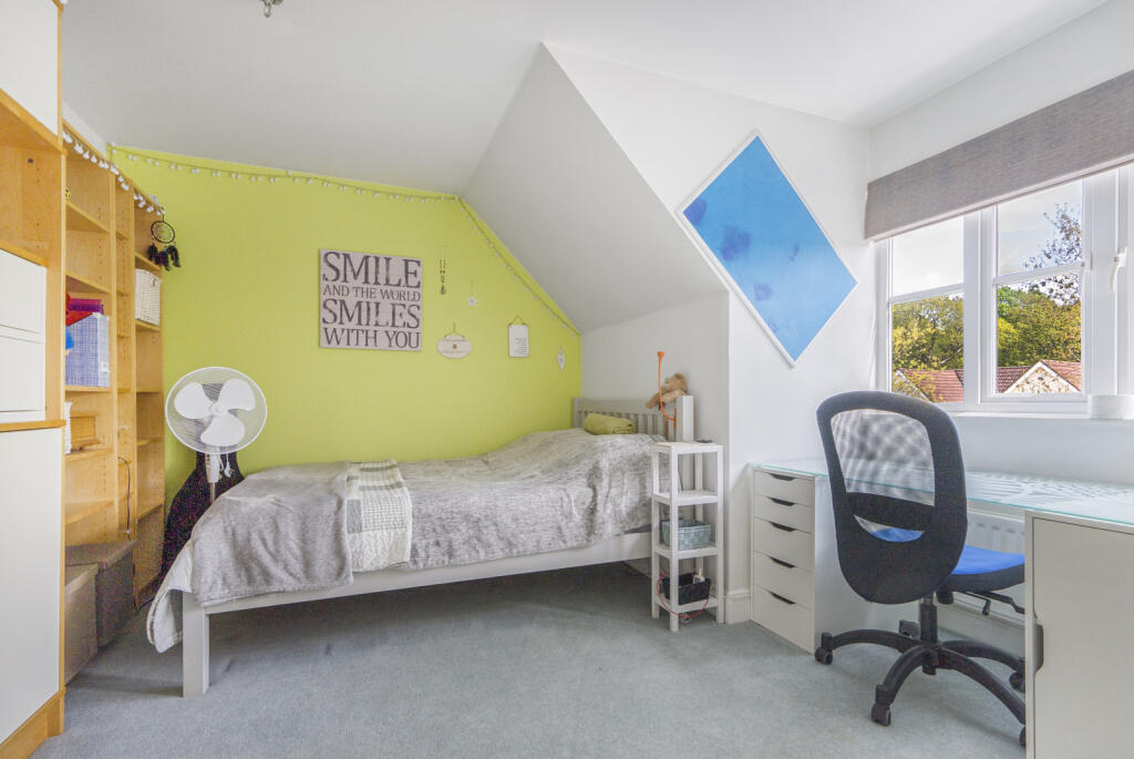 Additional image 16 of Bucknalls Drive, Bricket Wood, St. Albans, Hertfordshire, AL2