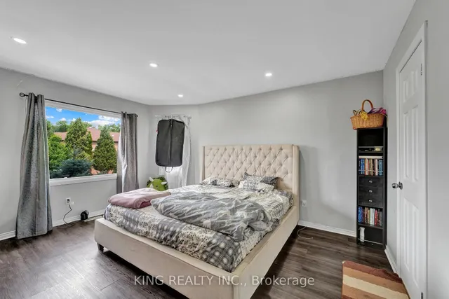 房产图片 23 - 24 Vogue Cres